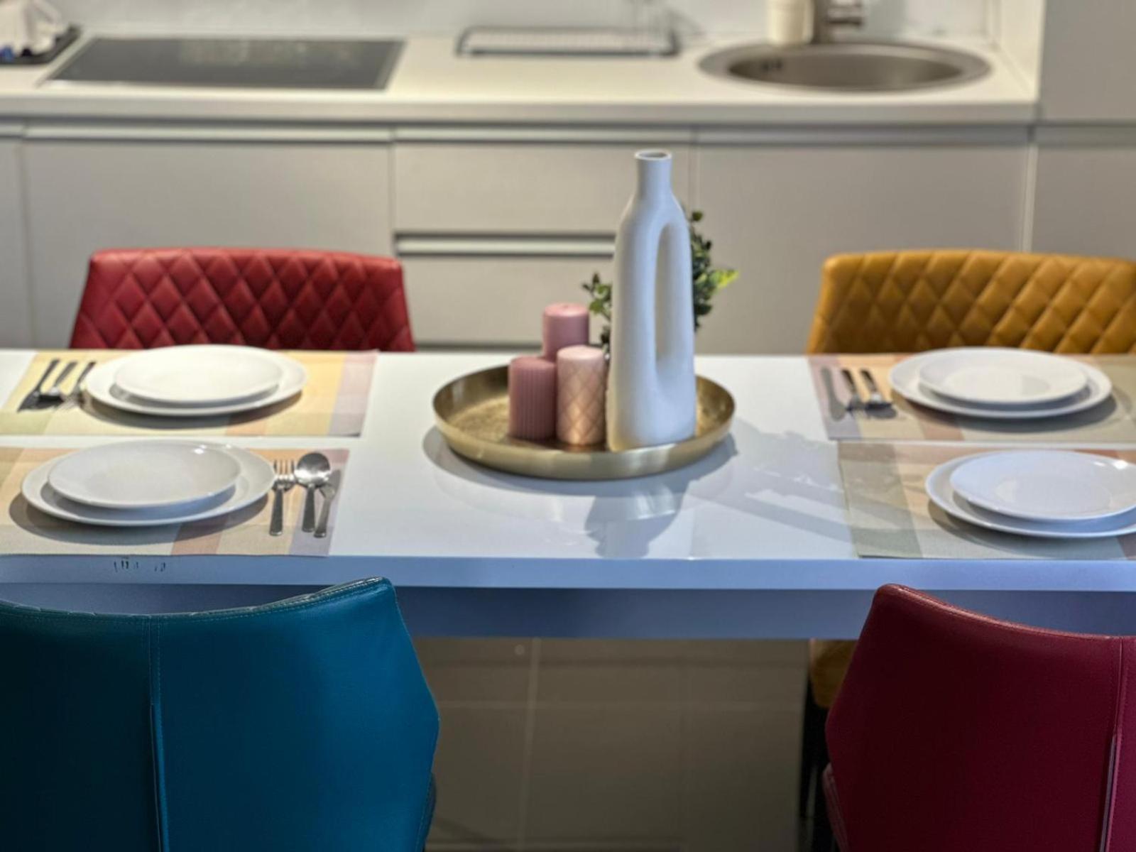 Luxury Glam Apartments & Studios Near Coresi Mall บราชอฟ ภายนอก รูปภาพ