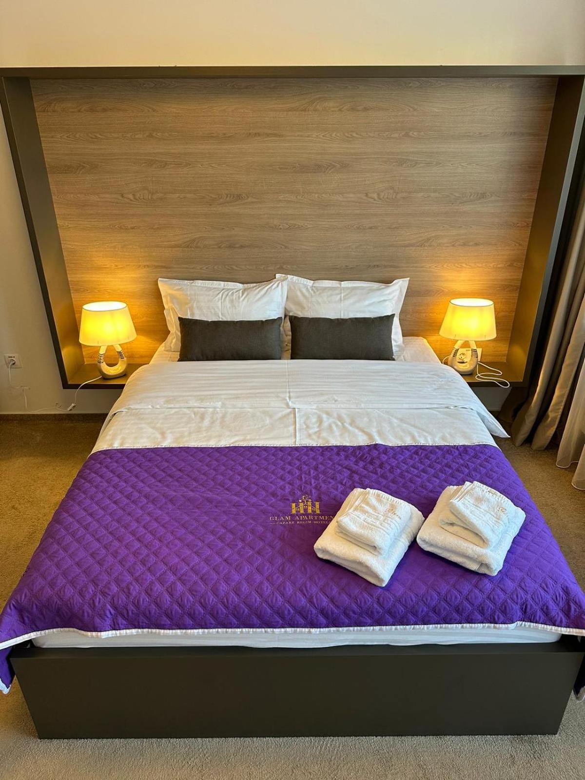 Luxury Glam Apartments & Studios Near Coresi Mall บราชอฟ ภายนอก รูปภาพ